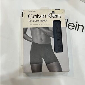 Calvin Klein ultra soft modal stretch box brief ,soft breathable black